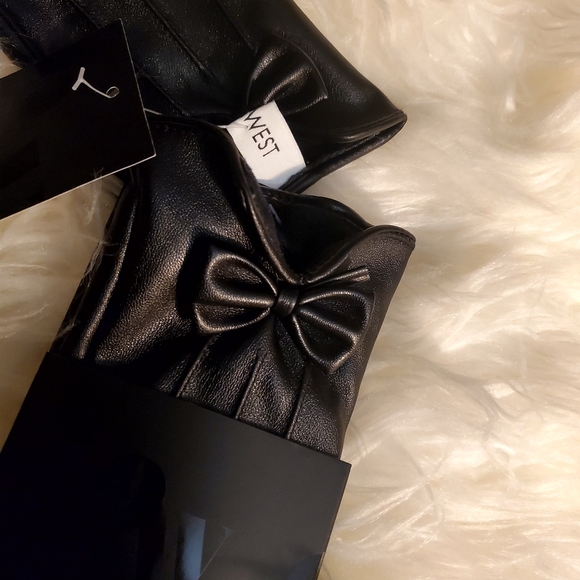 NINEWEST Gloves - Picture 3 of 7